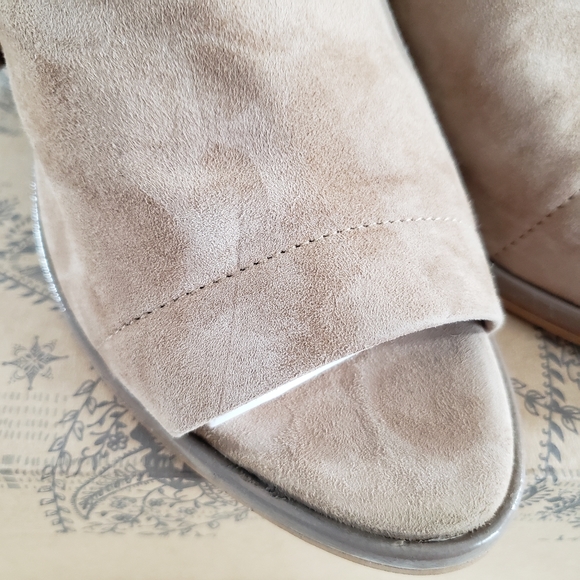 NWOB Free People See Ya There Suede Heeled Sandal Taupe Size 36EU / 6US - Picture 14 of 14
